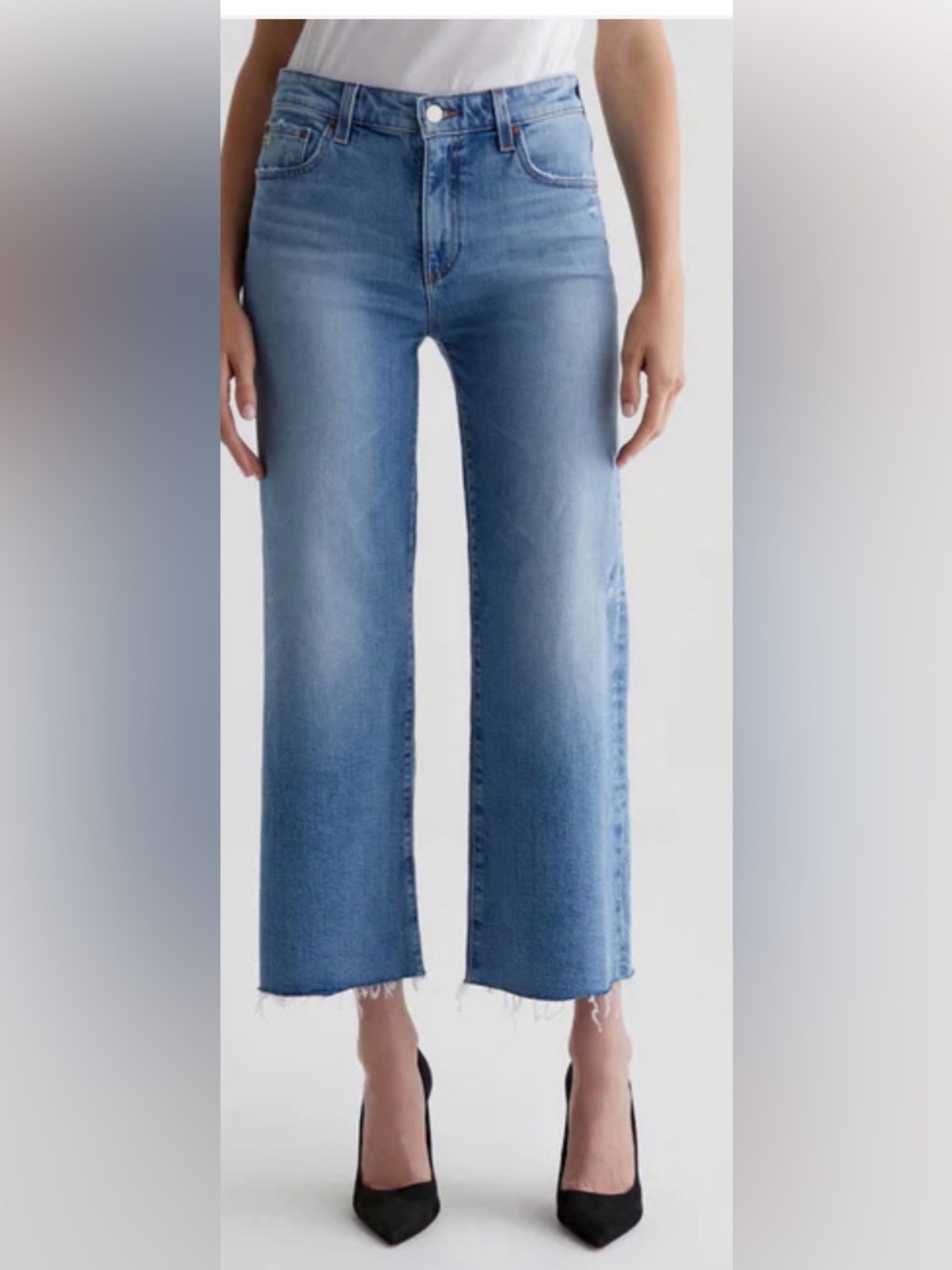 AG Saige Wide Leg Cropped Jean | color: 16 yrs postcard | size 24